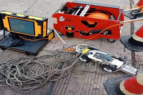 金州CCTV管道检测机器人